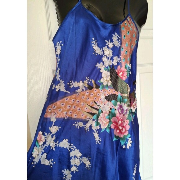 Women's Peacock Slip Dress Size 2X Shiny Satin Blue Adjustable Coquette - Picture 6 of 8